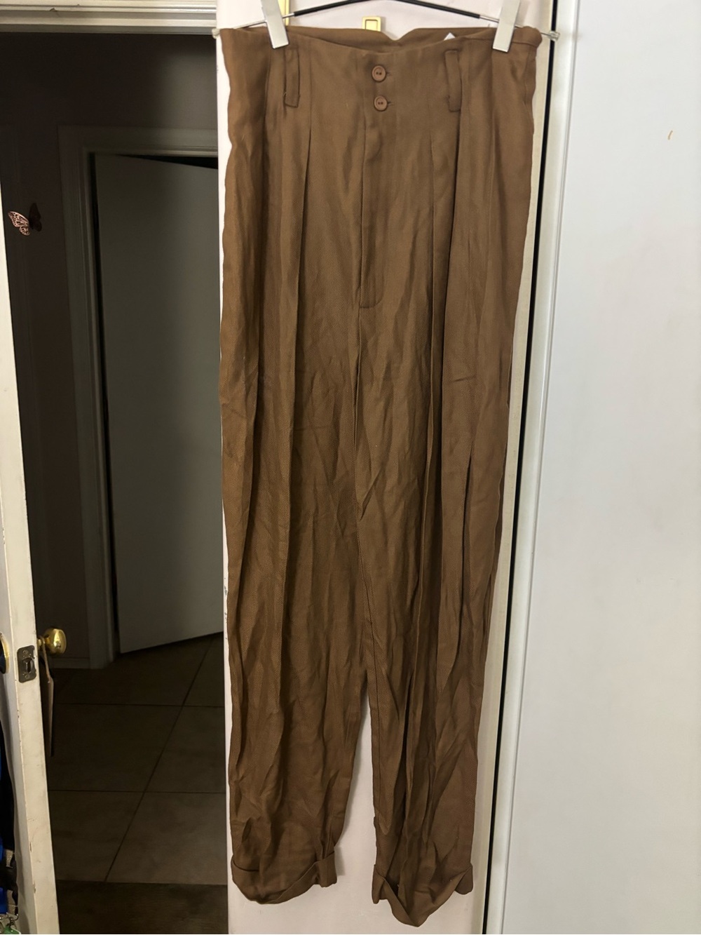 Vintage Hugo Buscati Brown cuffed Pleated Pants with pockets, Size 6